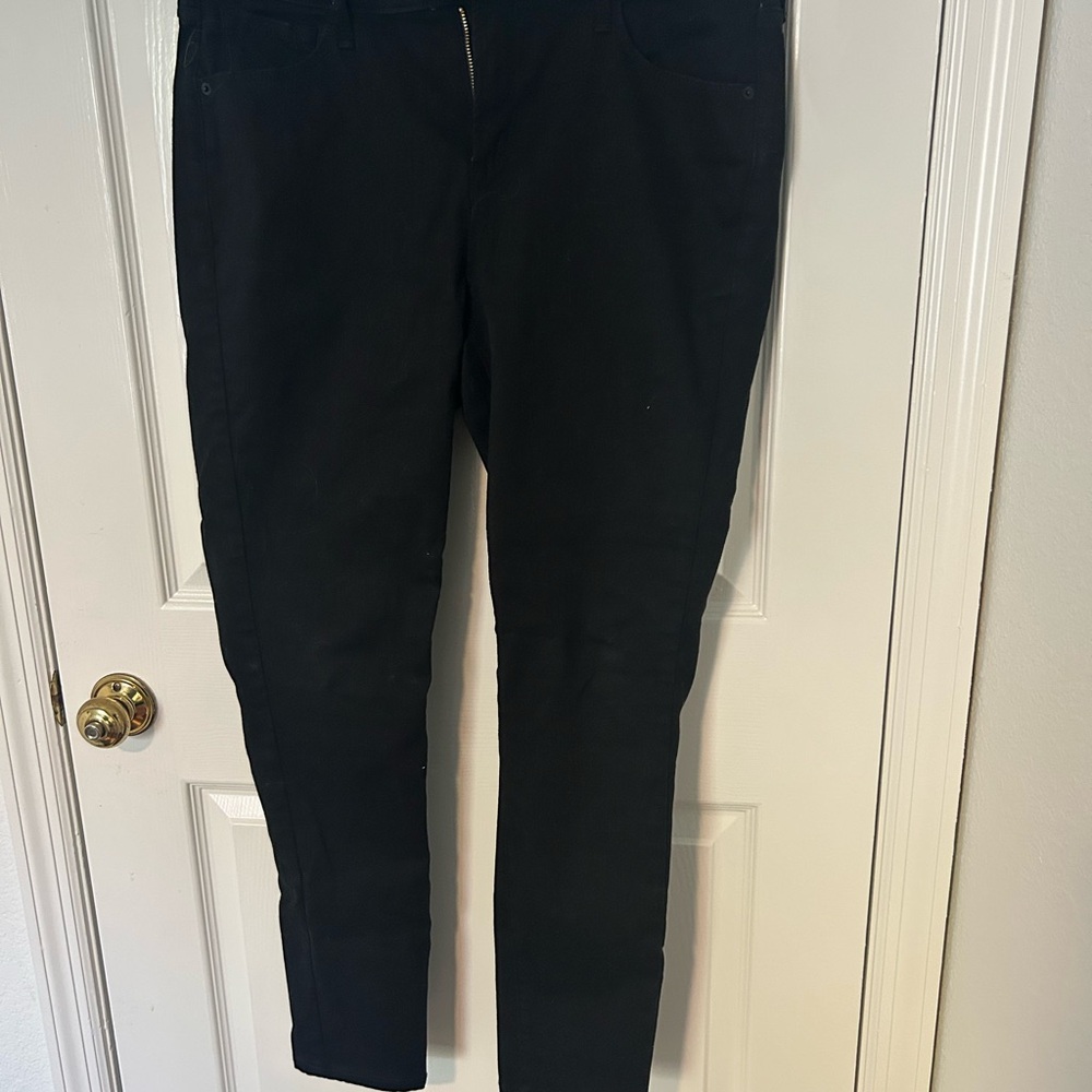 Old Navy Black Rockstar Super Skinny Jeans